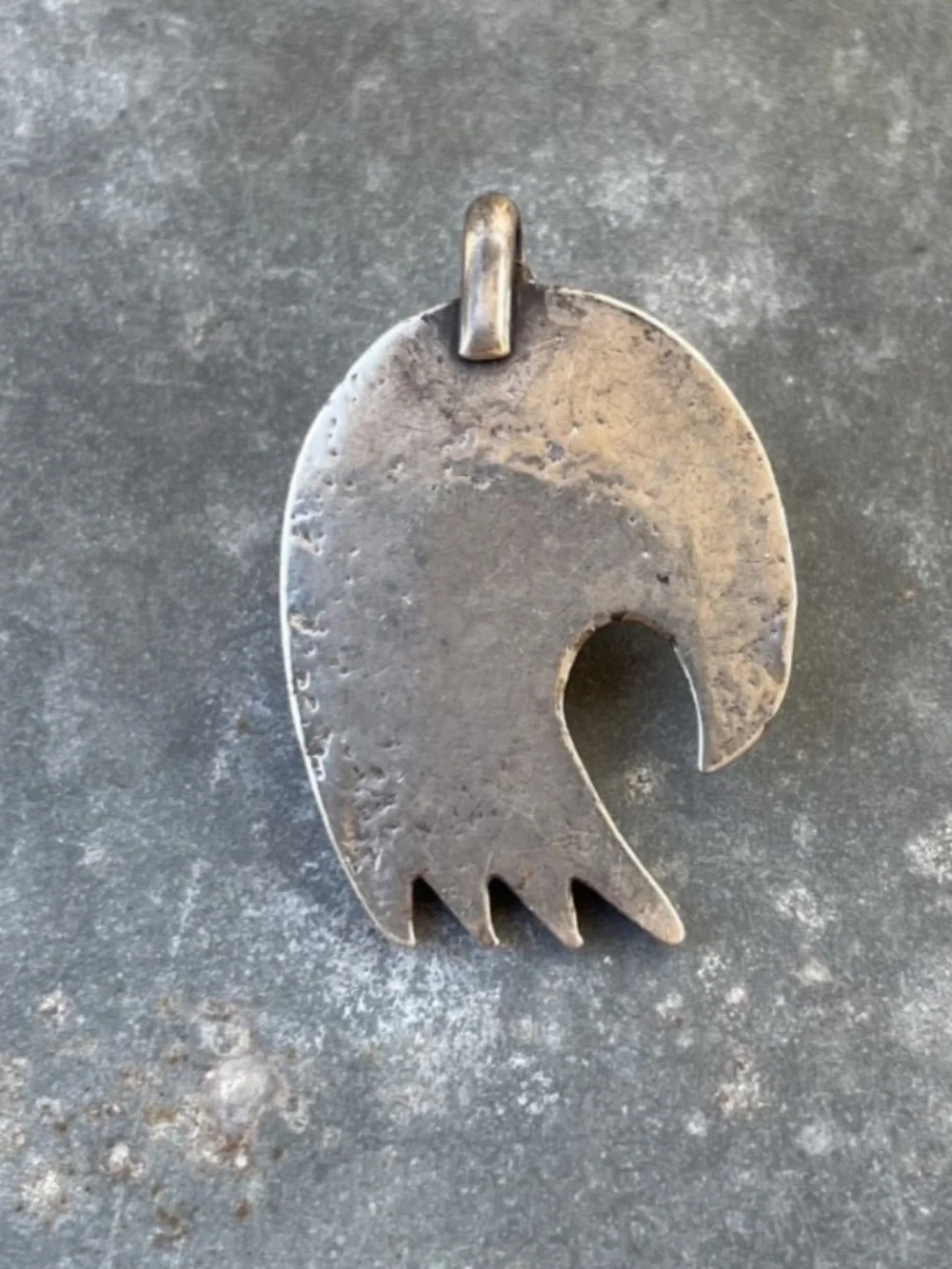 Vintage Badger Paw Old Pawn Turquoise and Sterling Silver Pendant - Picture 2 of 4